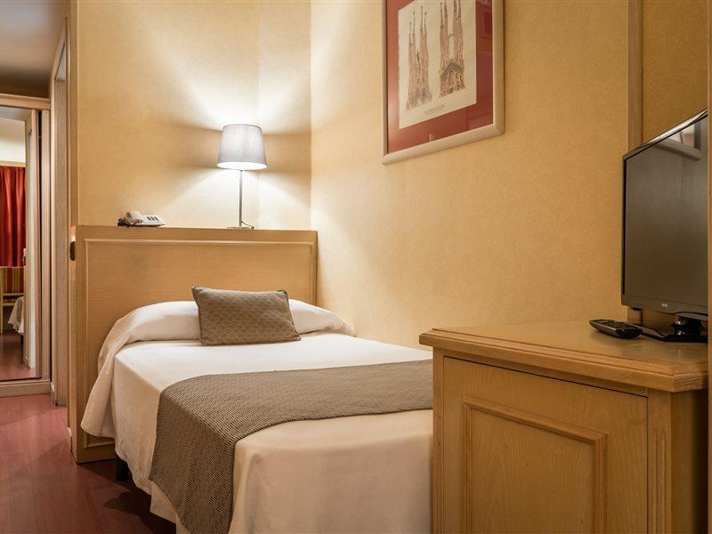Sunotel Junior Barcelona Exteriör bild