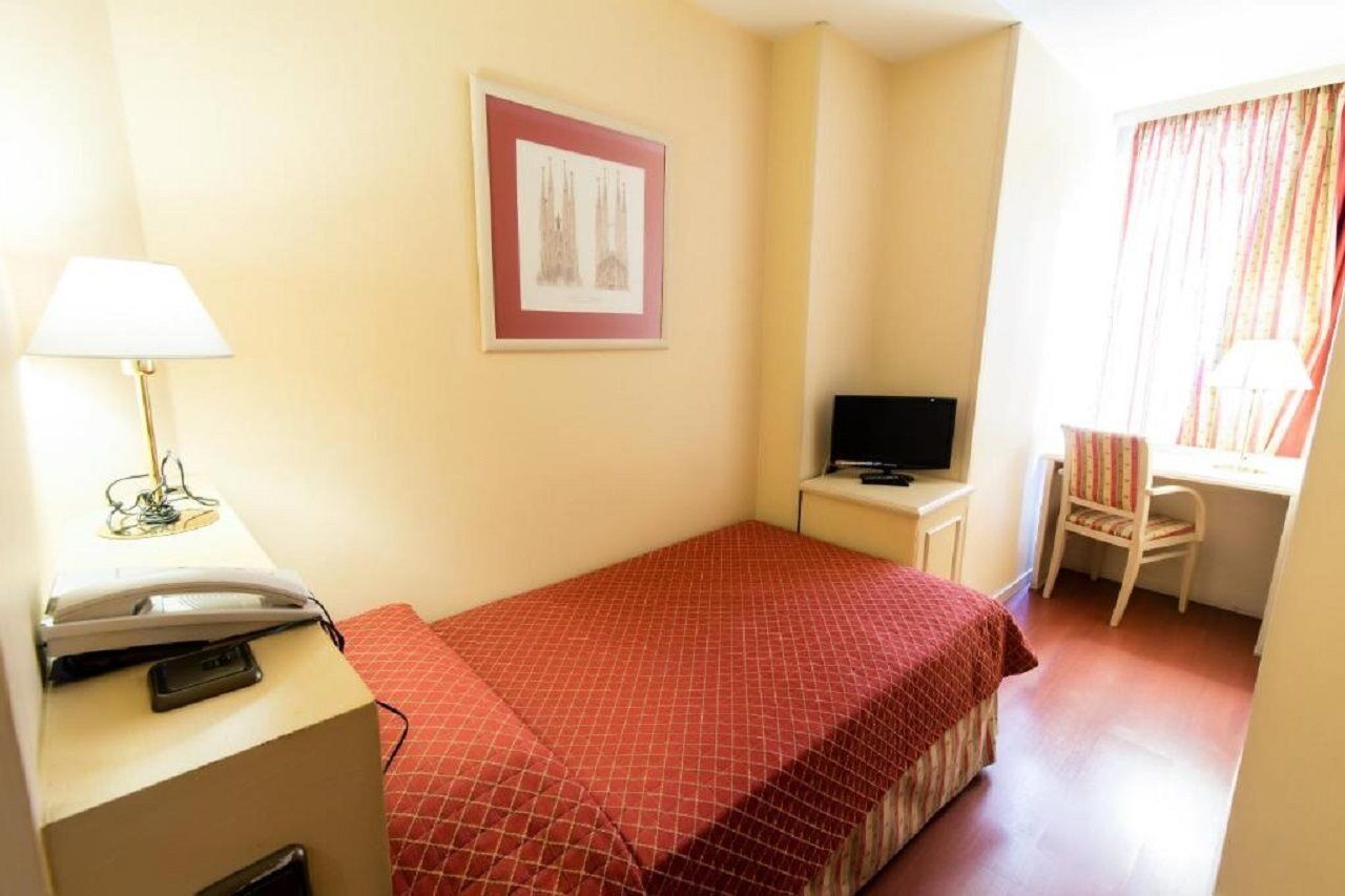 Sunotel Junior Barcelona Exteriör bild
